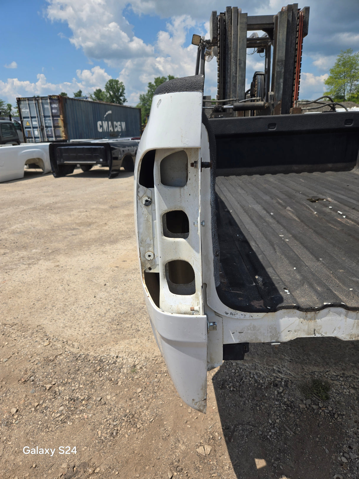 2007-2013 Chevrolet Silverado 1500 2500 3500 HD 8' Long Truck Bed