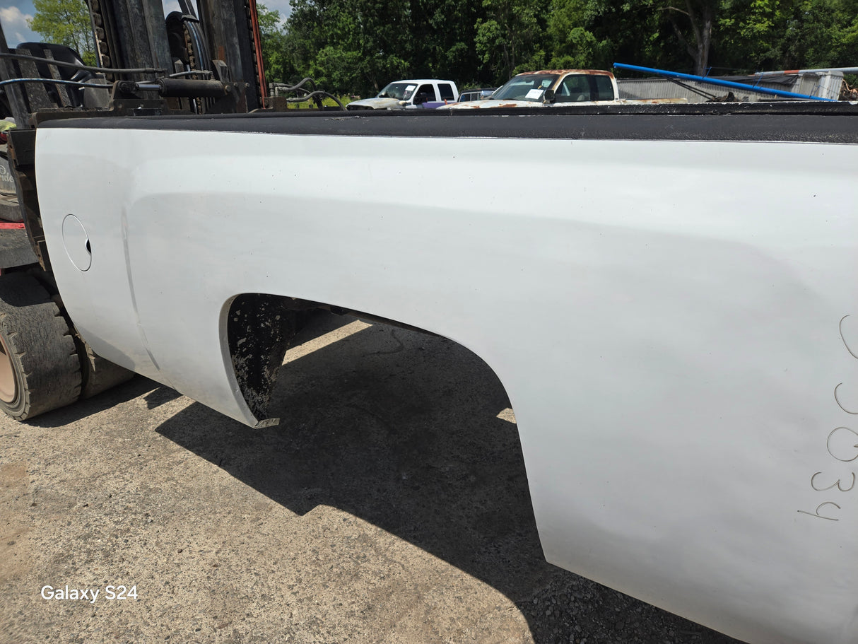 2007-2013 Chevrolet Silverado 1500 2500 3500 HD 8' Long Truck Bed