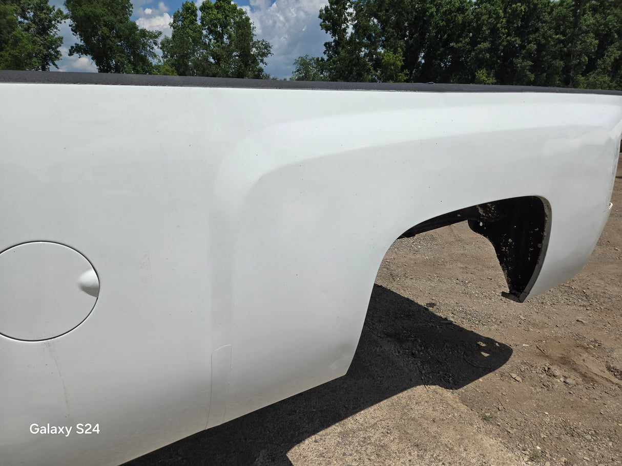 2007-2013 Chevrolet Silverado 1500 2500 3500 HD 8' Long Truck Bed