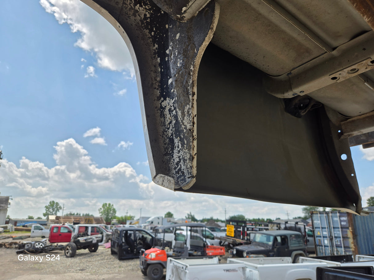 2007-2013 Chevrolet Silverado 1500 2500 3500 HD 8' Long Truck Bed