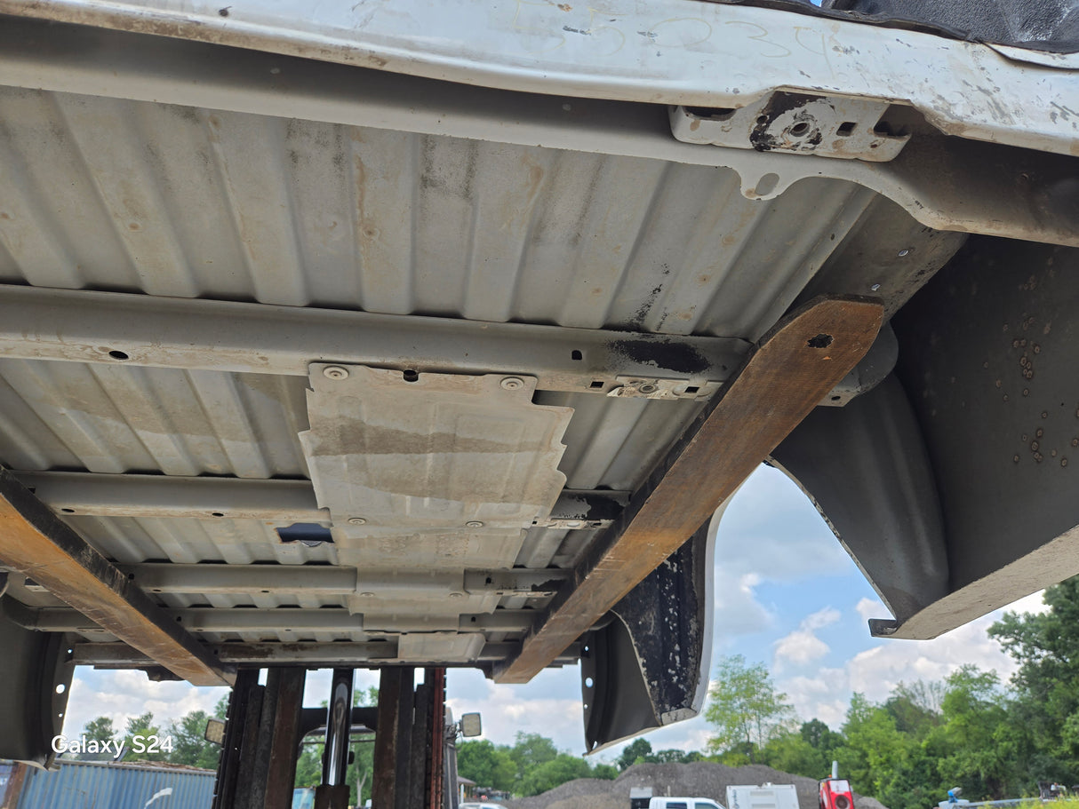 2007-2013 Chevrolet Silverado 1500 2500 3500 HD 8' Long Truck Bed