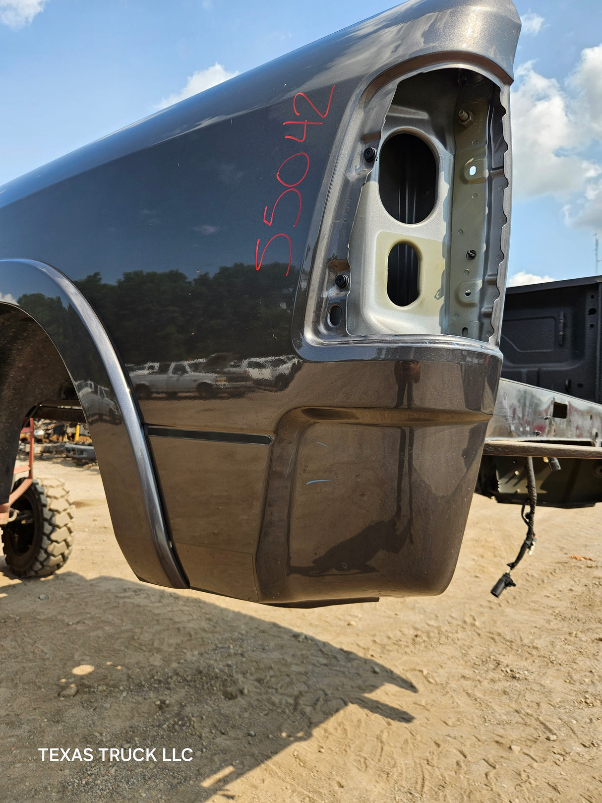 2019-2025 Dodge Ram 2500 3500 5th Generation 6' 4" Short Truck Bed - Grey