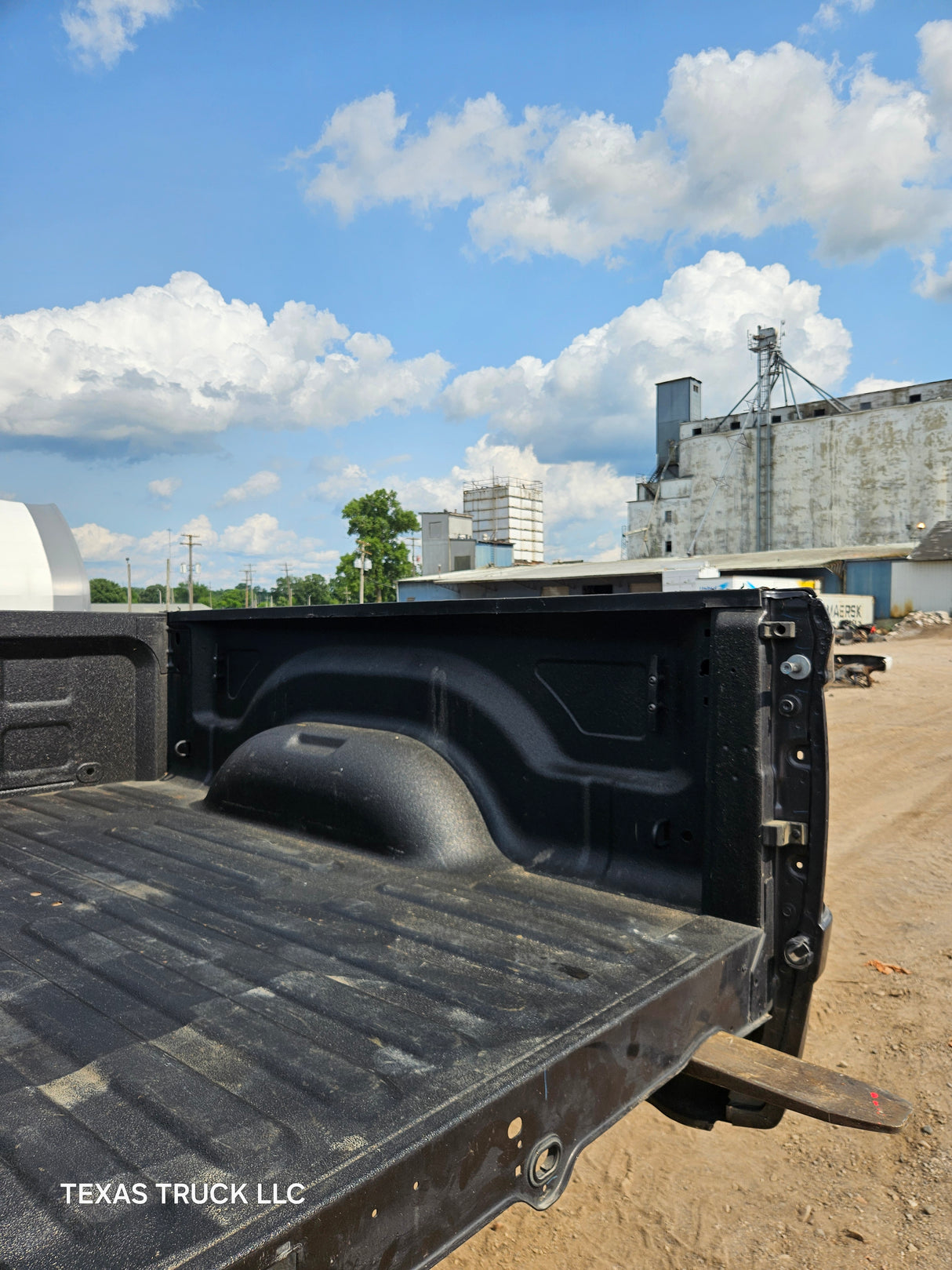 2019-2025 Dodge Ram 2500 3500 5th Generation 6' 4" Short Truck Bed - Grey