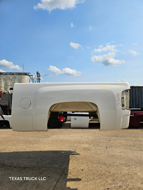 2007-2013 Chevrolet Silverado 1500 2500 3500 HD 6' 6" Short Truck Bed - White