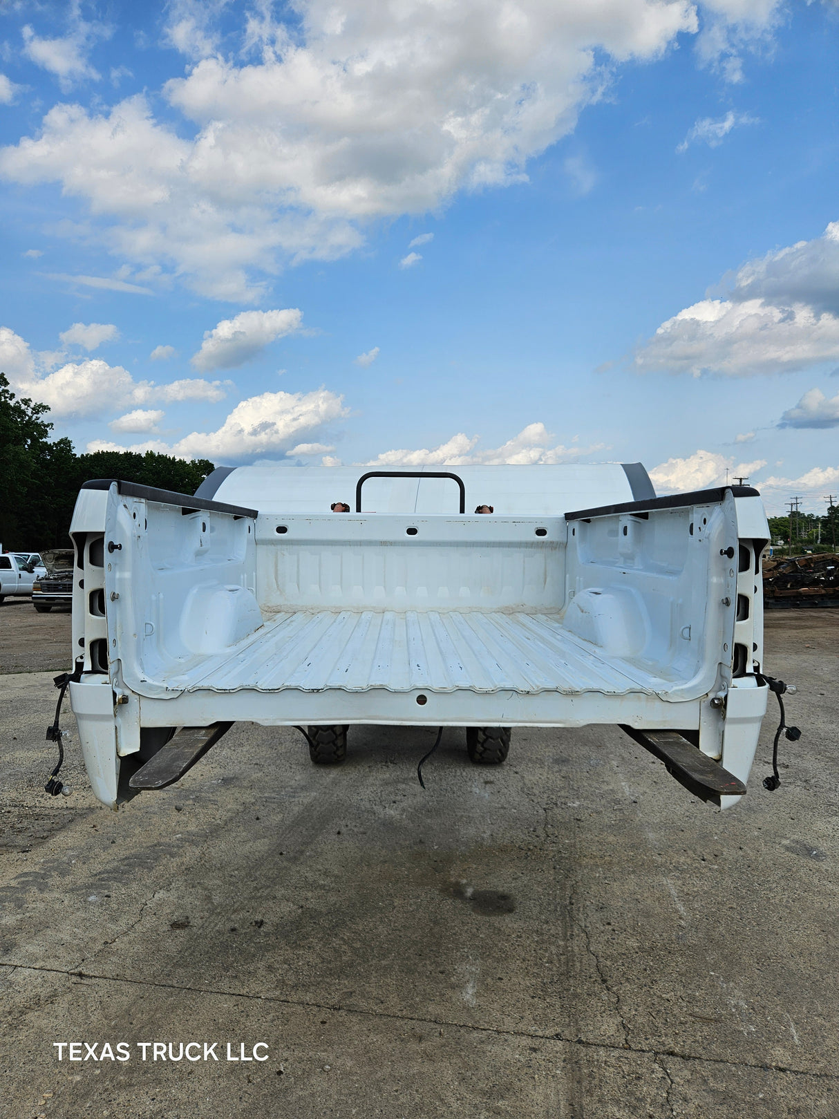 2007-2013 Chevrolet Silverado 1500 2500 3500 HD 6' 6" Short Truck Bed