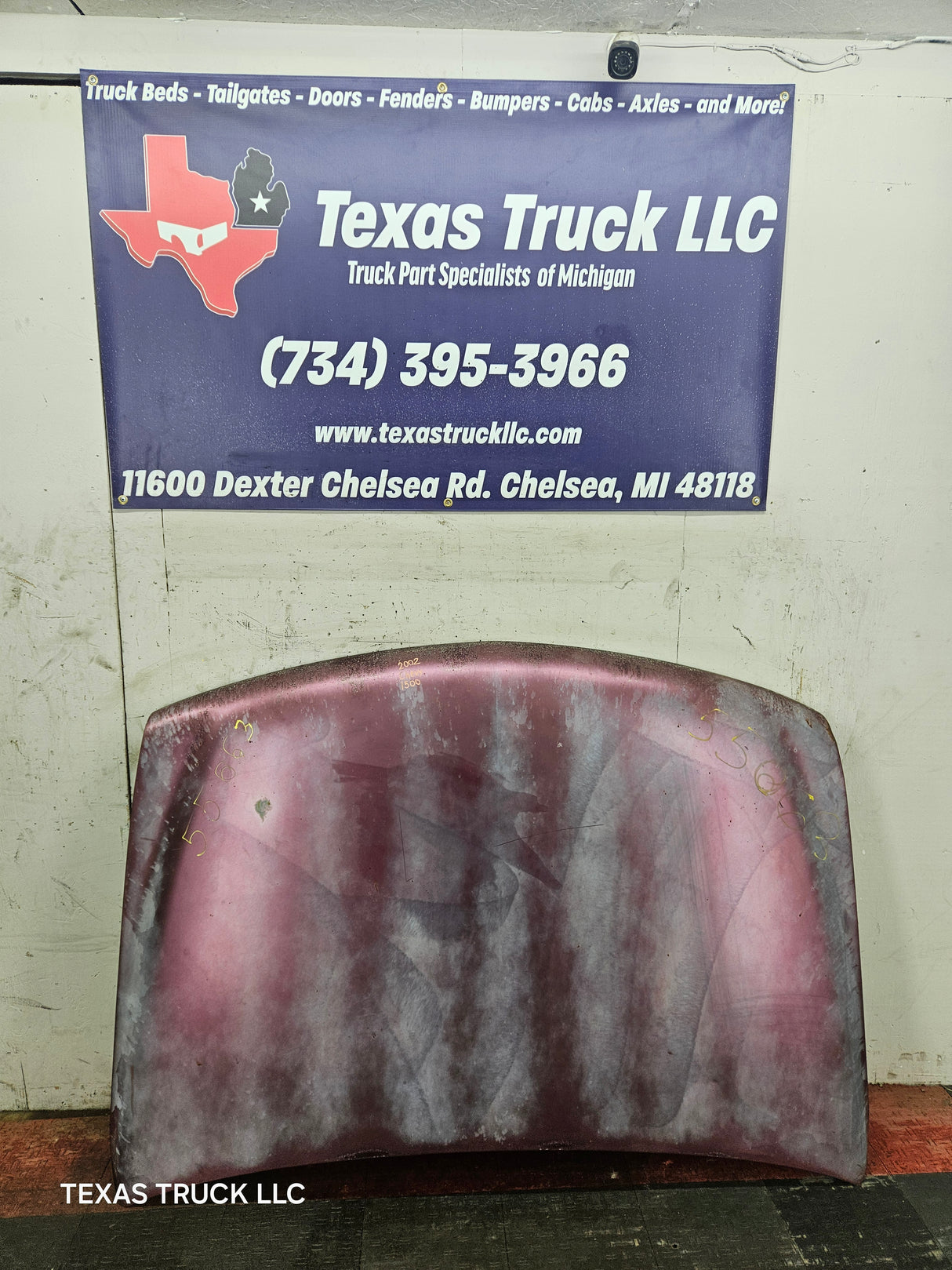 1999-2002 Chevrolet Silverado / Suburban 1500 2500 Hood