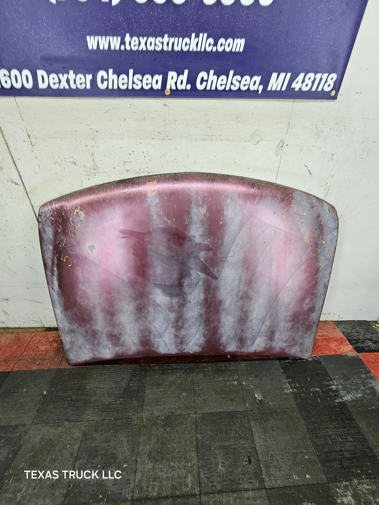1999-2002 Chevrolet Silverado / Suburban 1500 2500 Hood