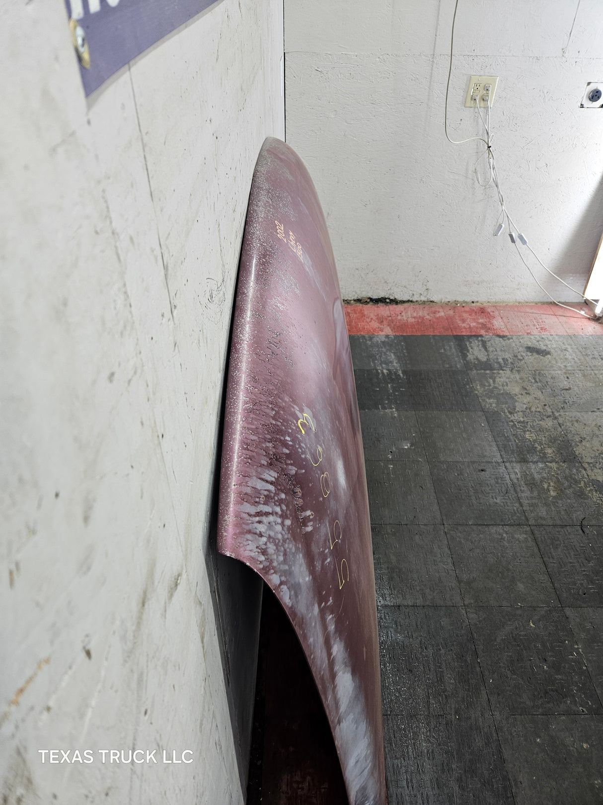 1999-2002 Chevrolet Silverado / Suburban 1500 2500 Hood