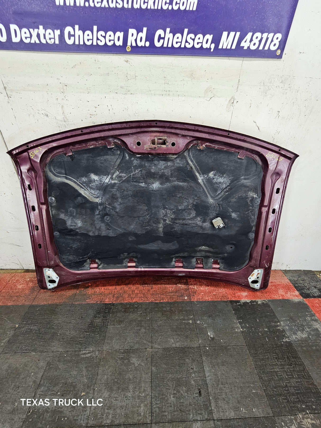 1999-2002 Chevrolet Silverado / Suburban 1500 2500 Hood