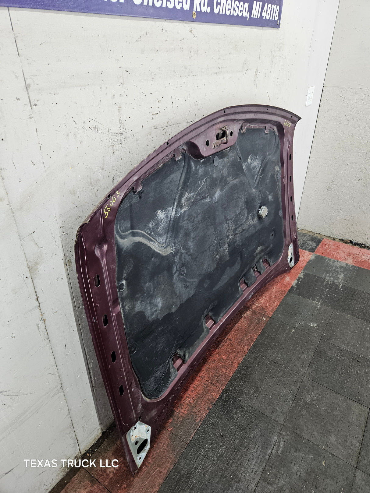 1999-2002 Chevrolet Silverado / Suburban 1500 2500 Hood