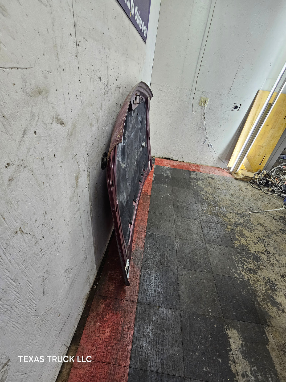 1999-2002 Chevrolet Silverado / Suburban 1500 2500 Hood