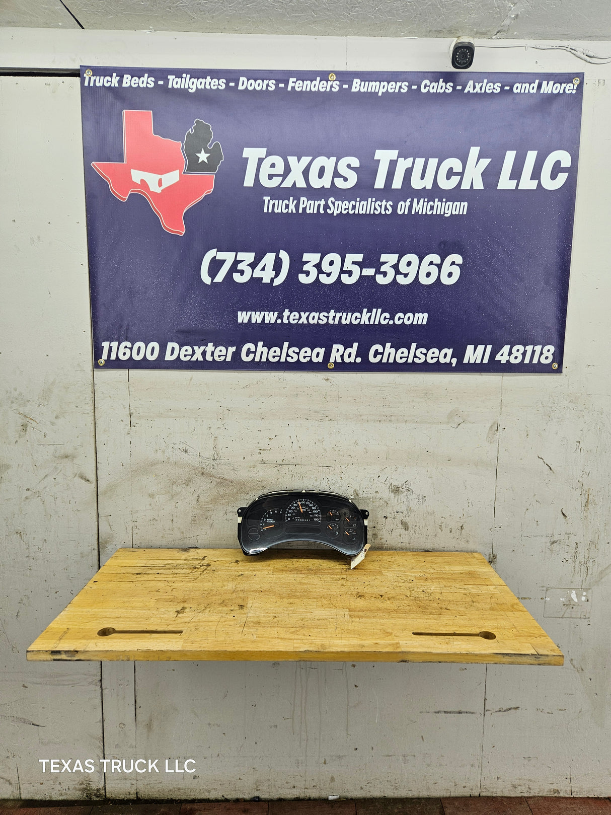 2003-2006 Chevrolet Silverado Tahoe / GMC Sierra Yukon Instrument Gauge Cluster Speedometer 15105687