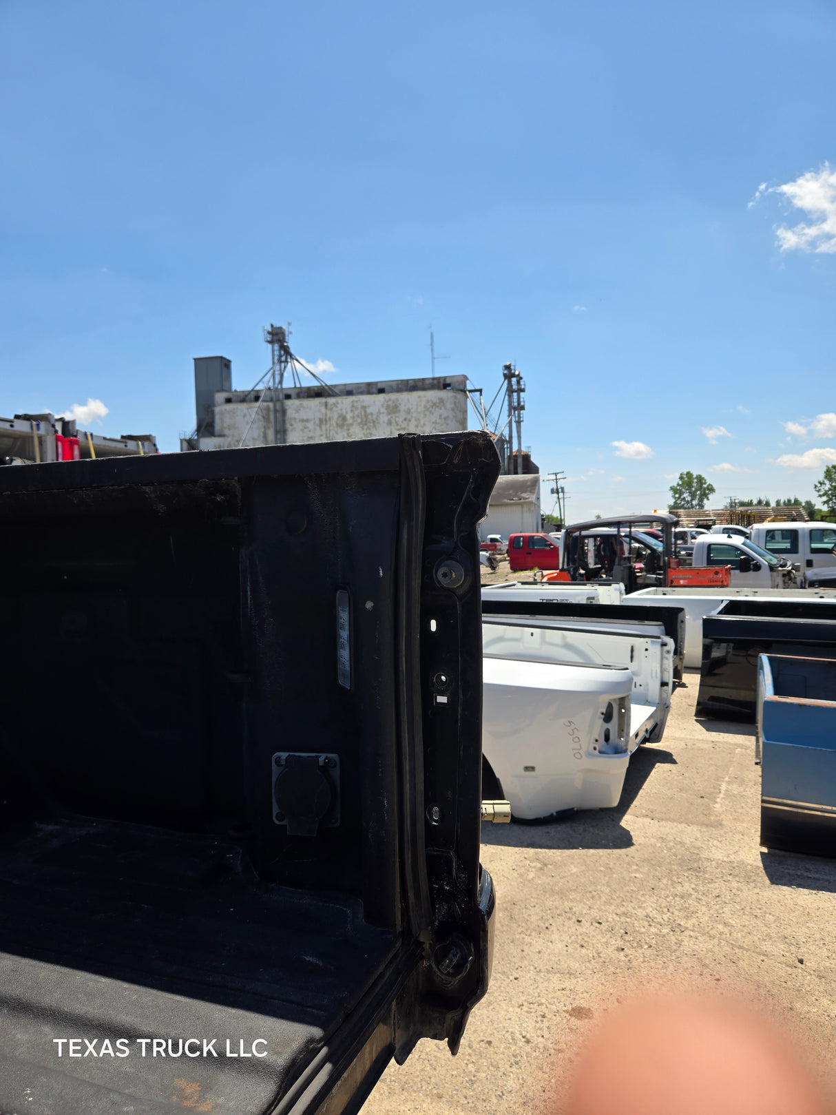 2019-2025 GMC Sierra 2500 3500 HD 6' 6" Short Truck Bed - Black