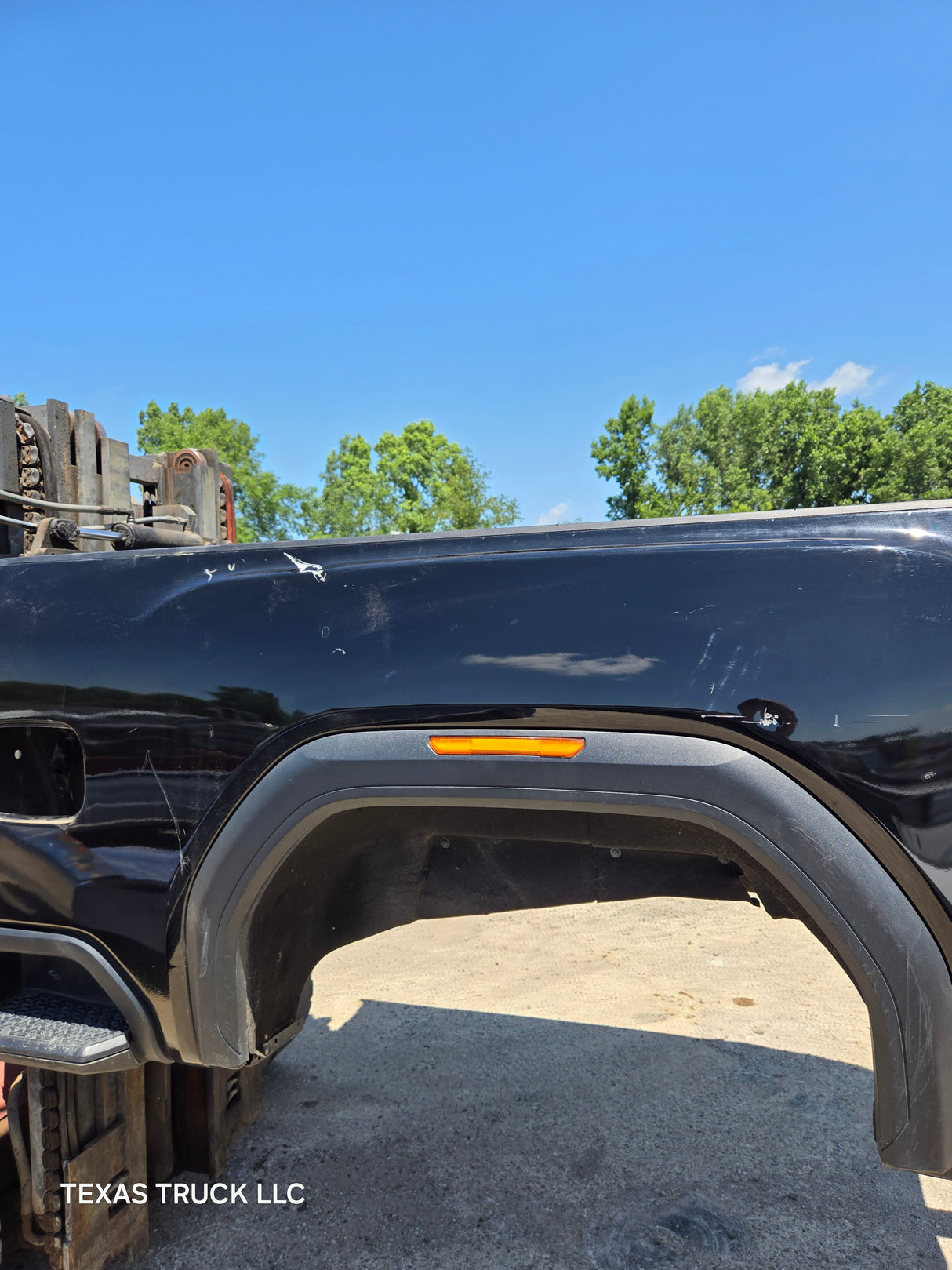 2019-2025 GMC Sierra 2500 3500 HD 6' 6" Short Truck Bed - Black