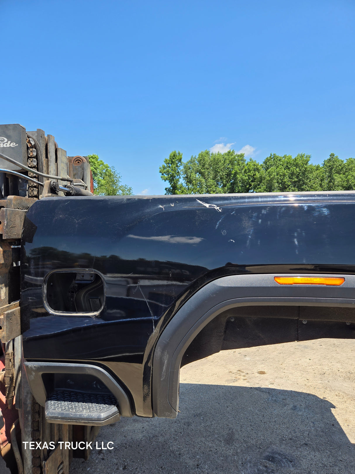 2019-2025 GMC Sierra 2500 3500 HD 6' 6" Short Truck Bed - Black
