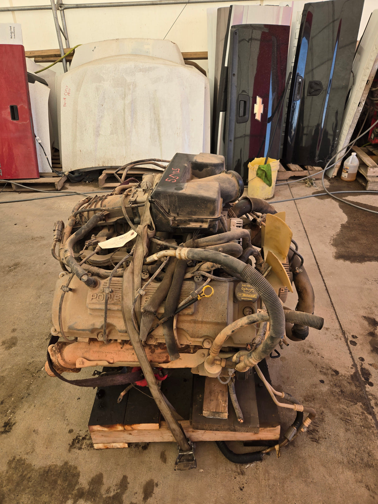 2011-2016 Ford Super Duty 6.2L V8 Gas Engine F250 F350 F450 F550 303k miles