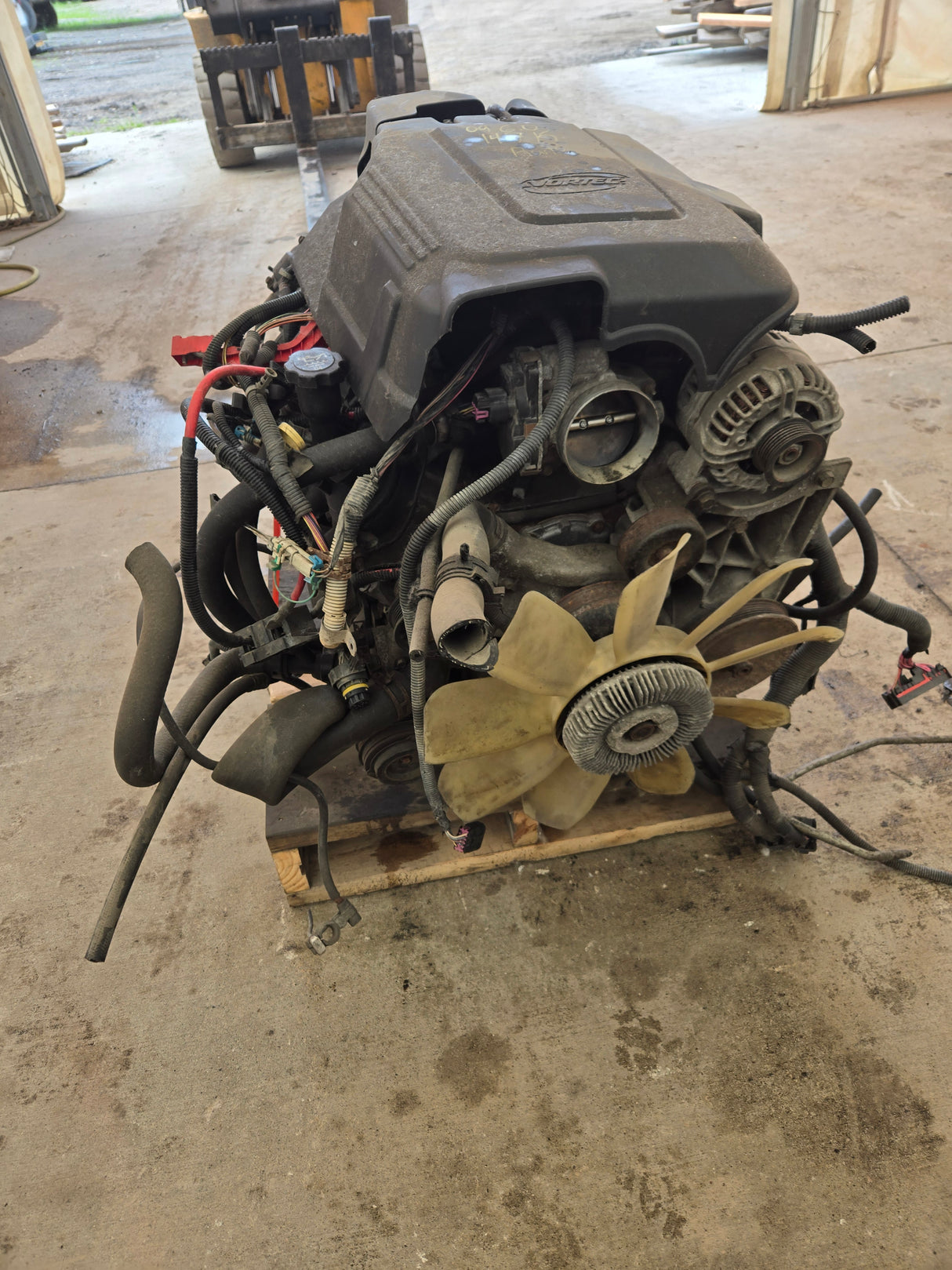 2009 Chevrolet GMC 2500 2500HD 3500HD 6.0 LS Vortec Gas Engine 147k Miles Runs Good