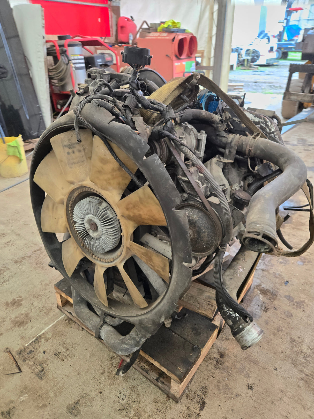 2007-2010 LMM Duramax Diesel 6.6L Engine 229K Miles CORE ENGINE