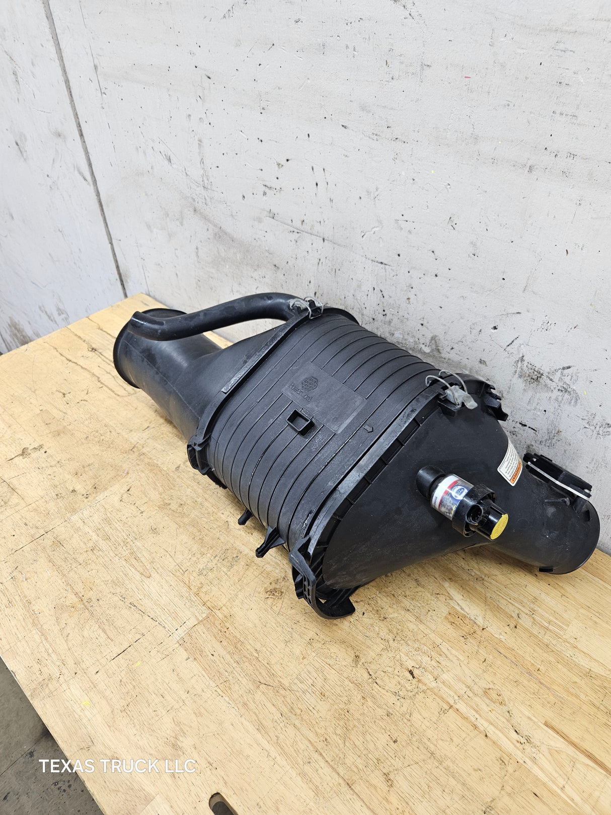 2003-2007 Ford Super Duty 6.0 6.0L Power Stroke Diesel Intake Air Box