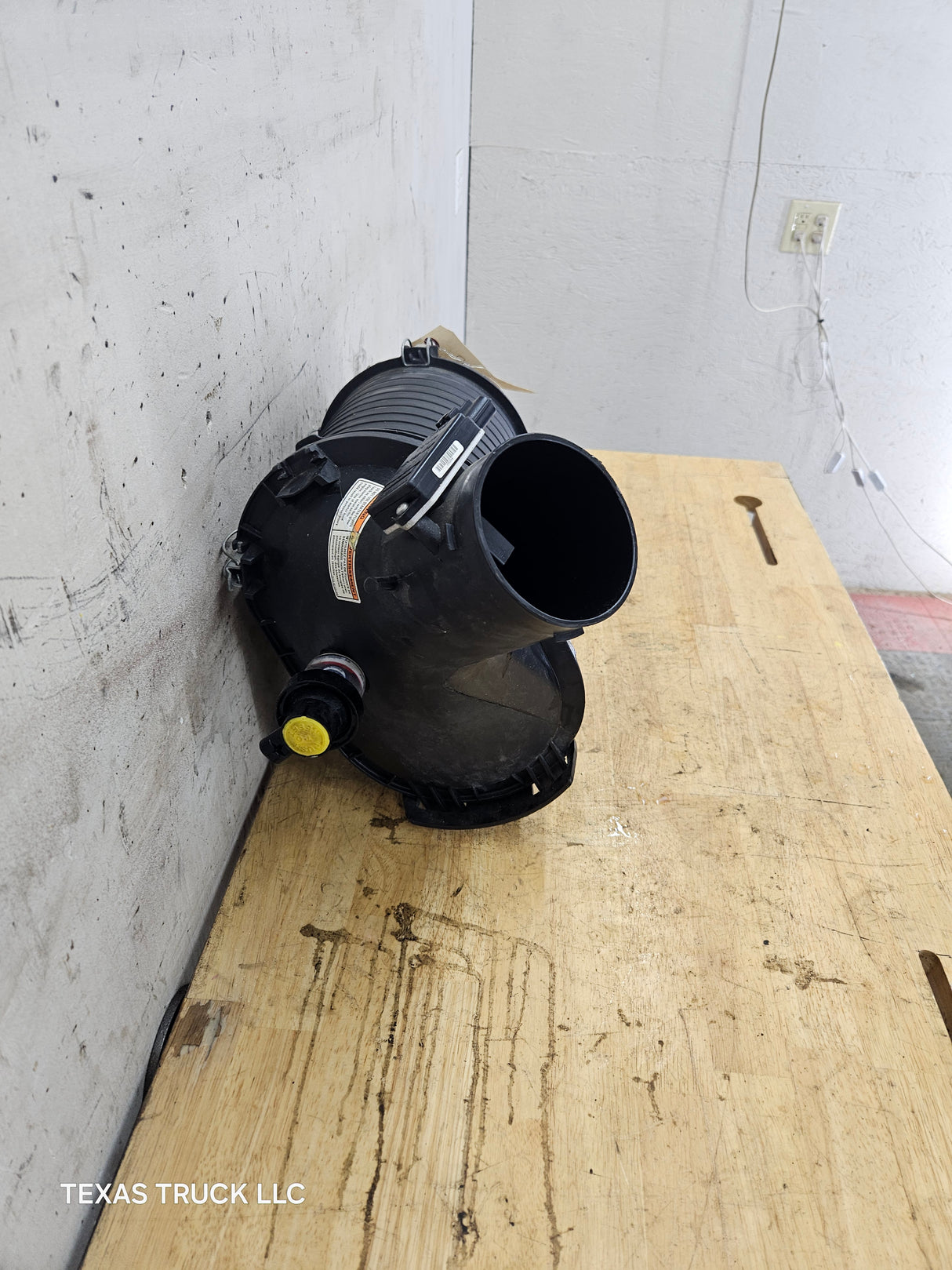 2003-2007 Ford Super Duty 6.0 6.0L Power Stroke Diesel Intake Air Box