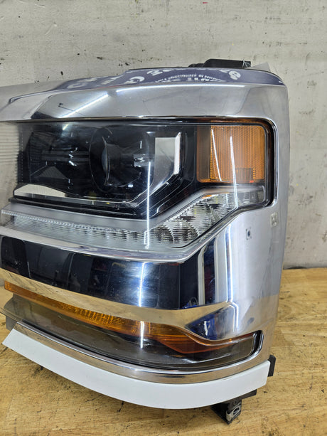 2016-2019 Chevrolet Silverado 1500 Driver Side Left Hand Headlight Bucket Assembly 84181562