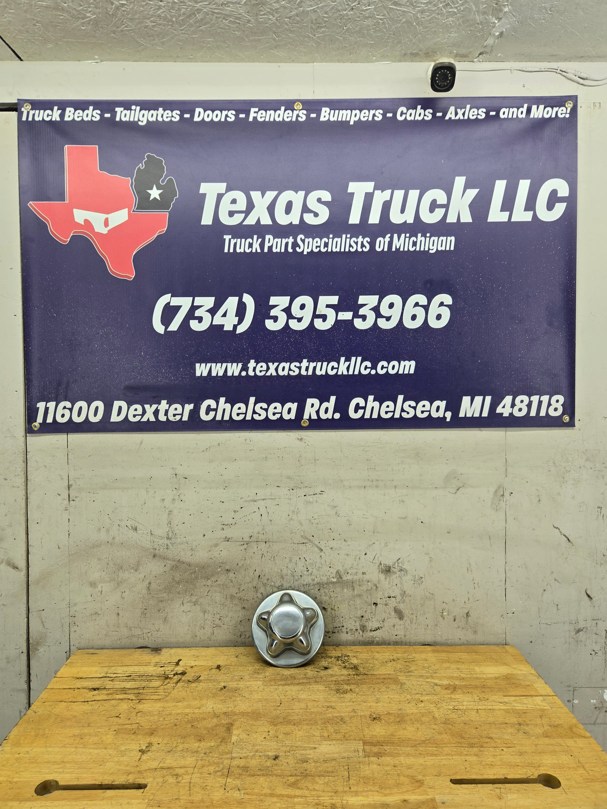1997-2004 Ford F150 Hub Cap Center Cap F75A-1A096-EA