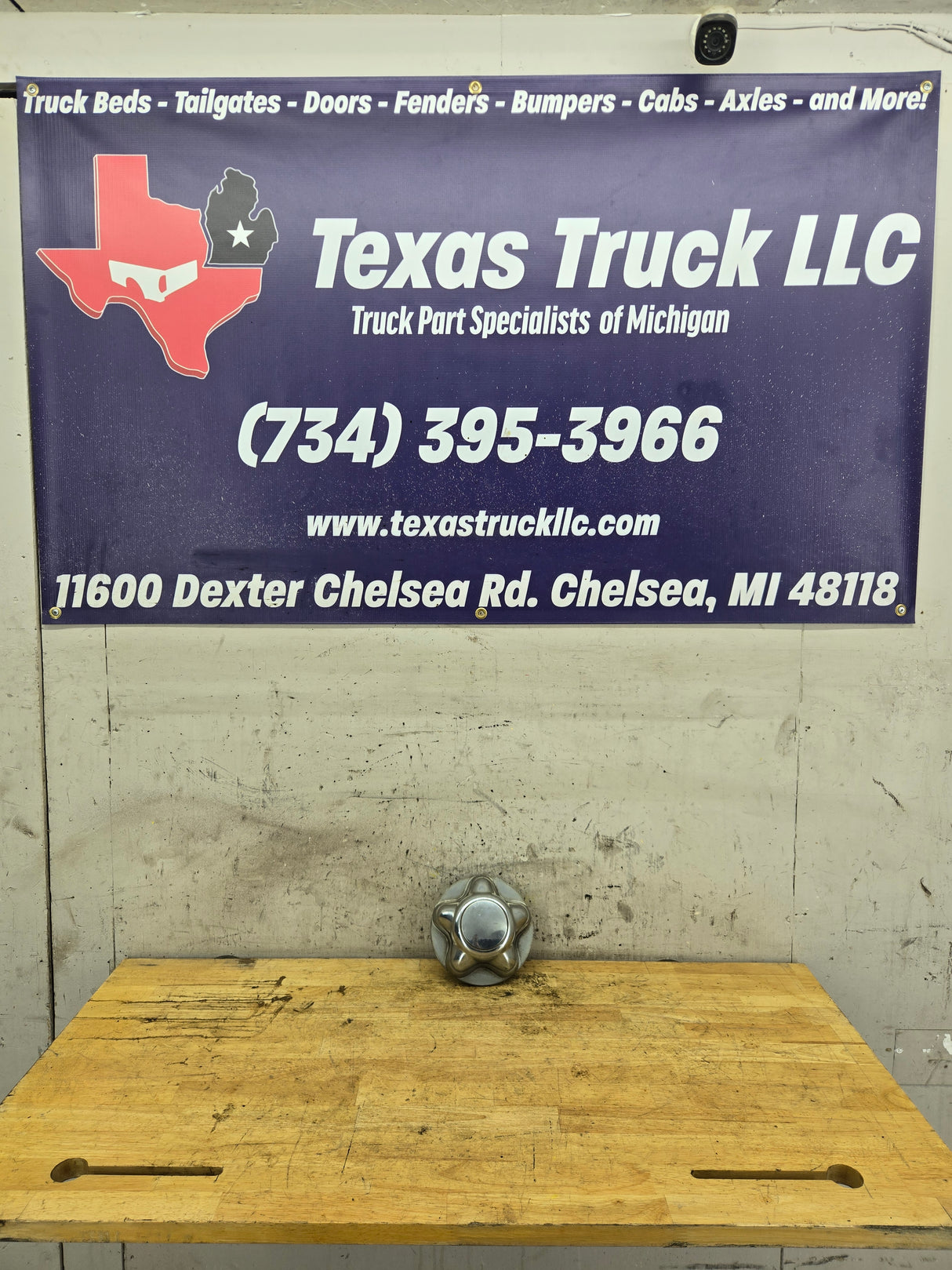 1997-2004 Ford F150 Hub Cap Center Cap F75A-1A096-EA