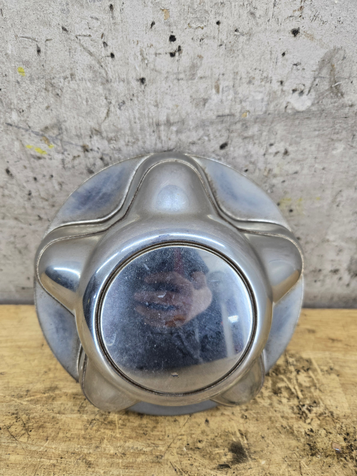 1997-2004 Ford F150 Hub Cap Center Cap F75A-1A096-EA