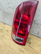 2002-2006 Dodge Ram 1500 2500 3500 LH Driver Side Tail Light