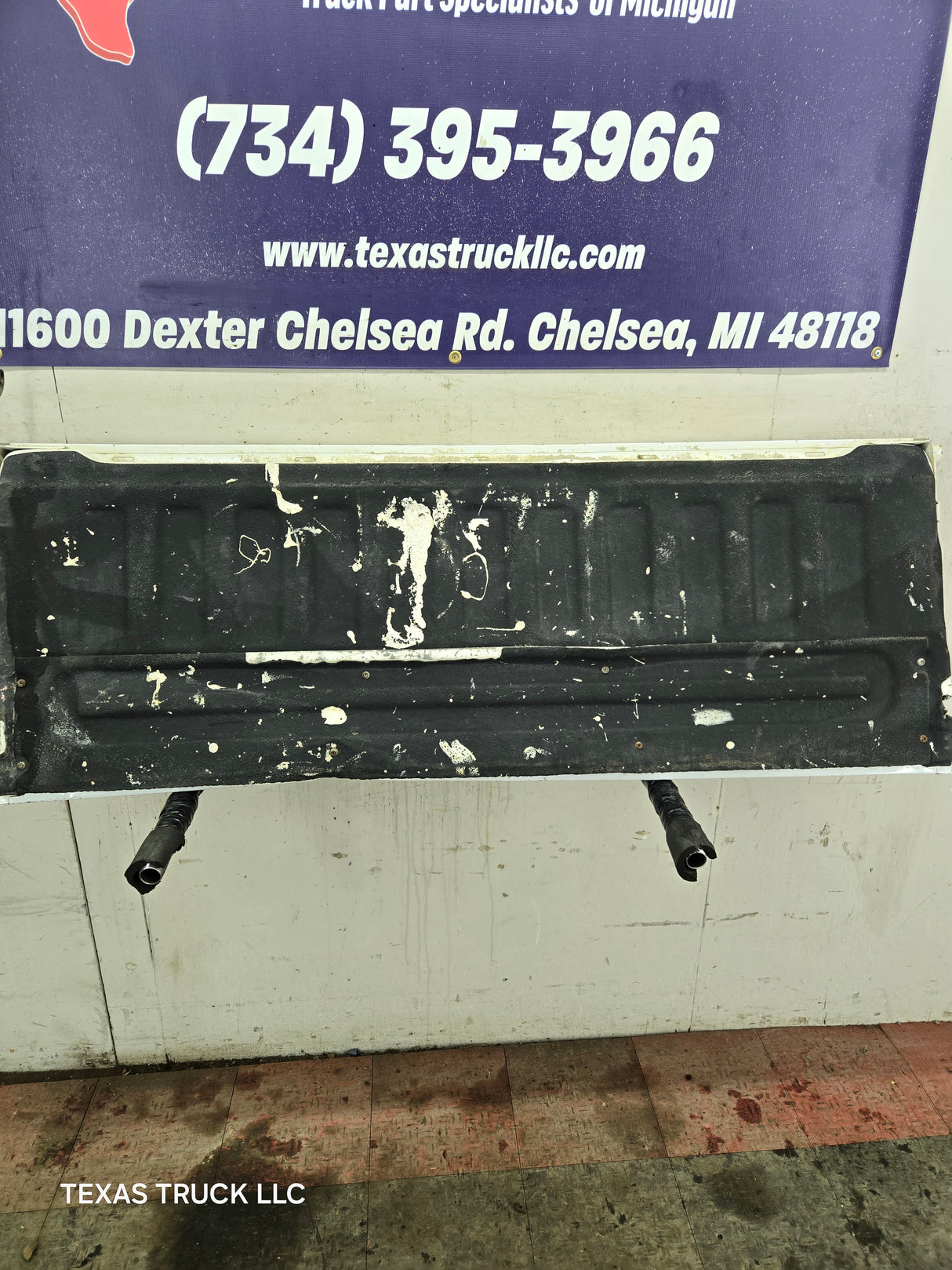 1997-2003 F150 / 1999-2007 Ford F250 F350 F450 F550 Super Duty Tailgate