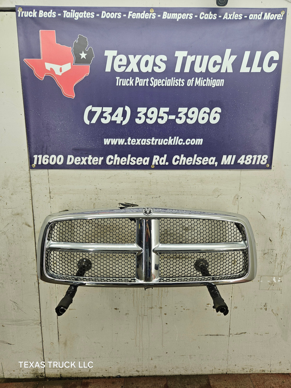 2002-2005 Dodge Ram 3rd Gen 1500 2500 3500 Chrome Grill