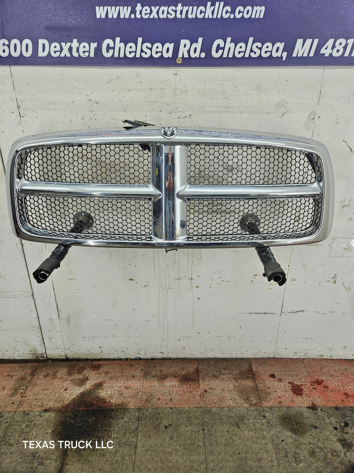 2002-2005 Dodge Ram 3rd Gen 1500 2500 3500 Chrome Grill