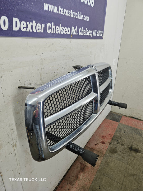 2002-2005 Dodge Ram 3rd Gen 1500 2500 3500 Chrome Grill