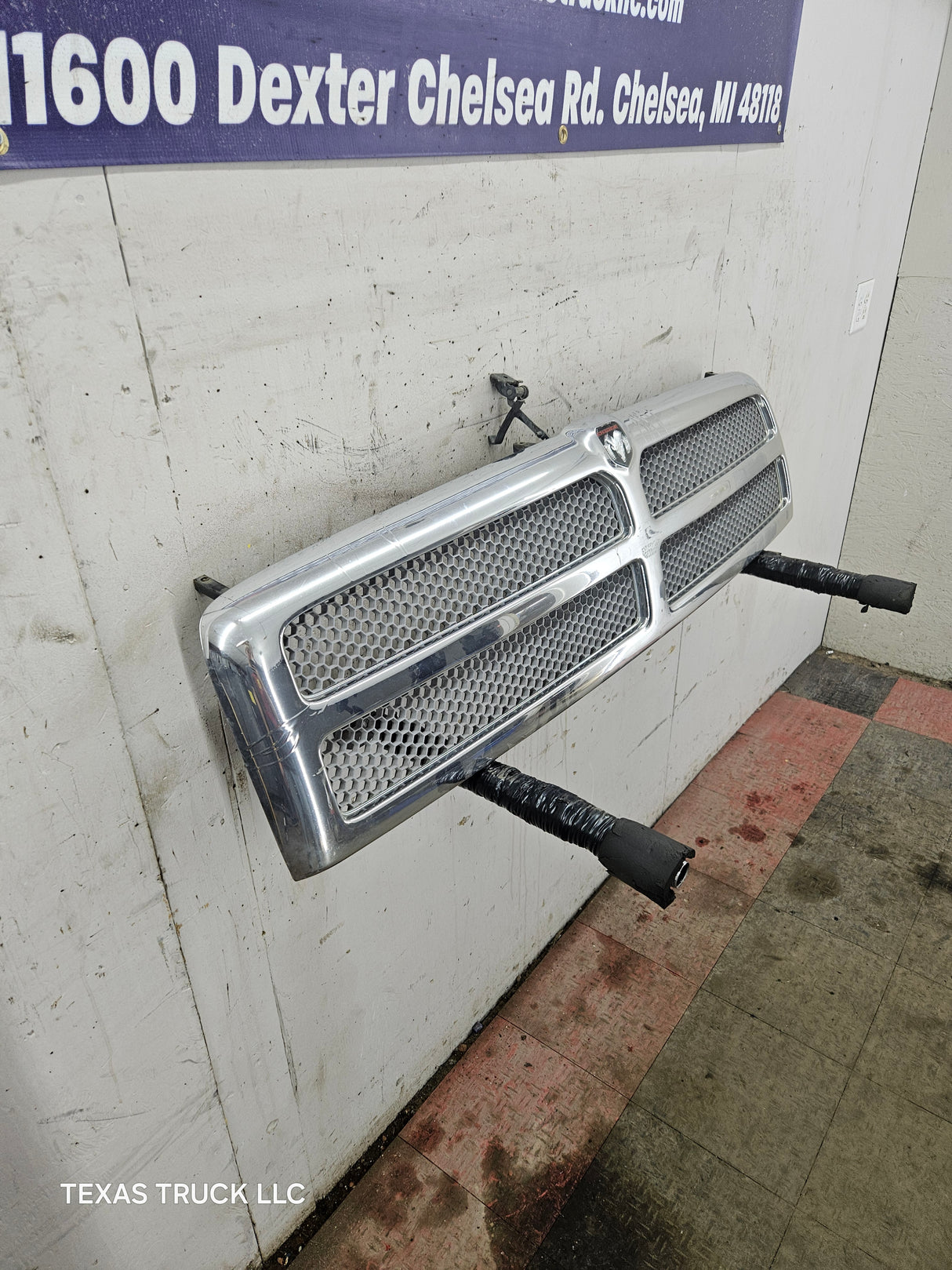 1994-2002 Dodge Ram 2nd Gen 1500 2500 3500 Chrome Grill OEM