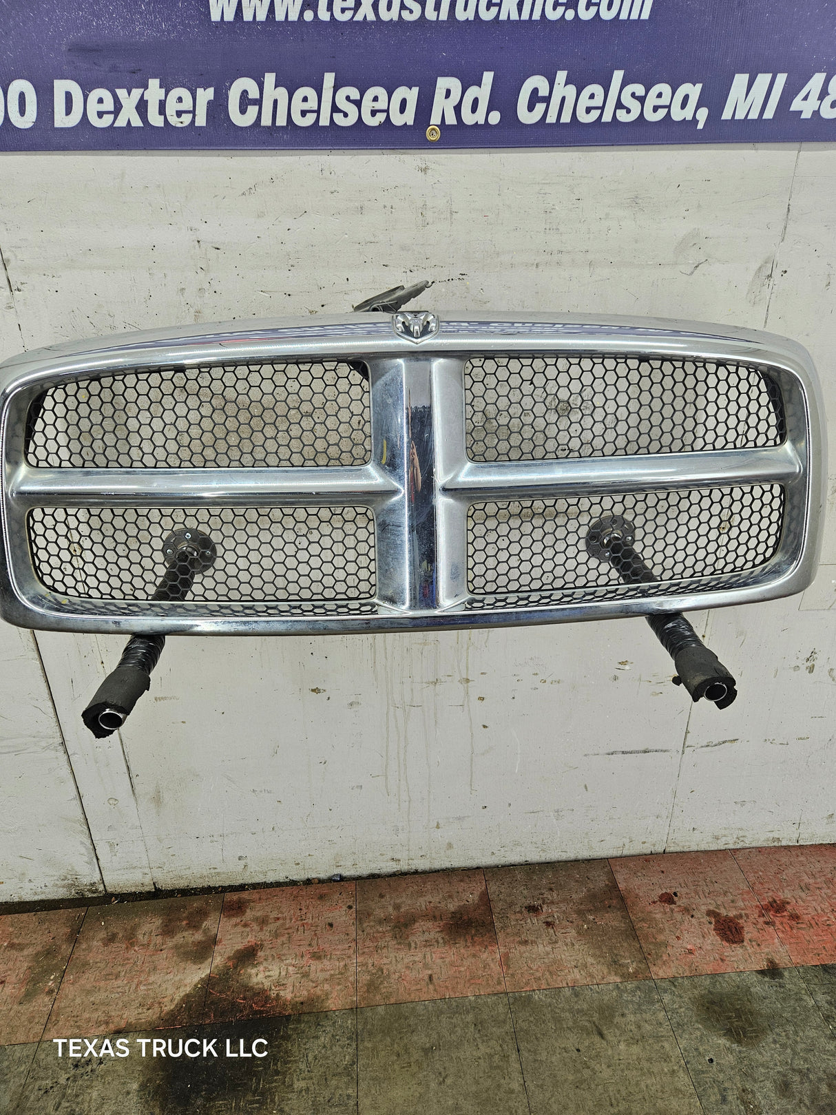 2002-2005 Dodge Ram 3rd Gen 1500 2500 3500 Chrome Grill