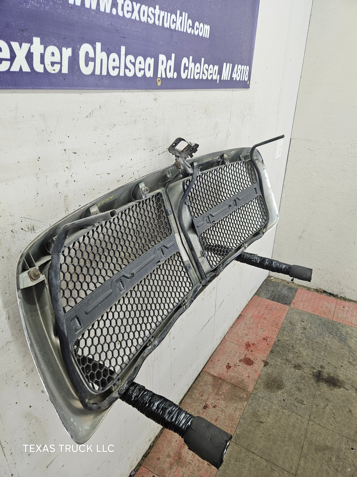 2002-2005 Dodge Ram 3rd Gen 1500 2500 3500 Chrome Grill