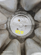2008-2010 GMC Sierra 3500 Dually Rear Wheel Center Hub Cap Lug Cover 9597536