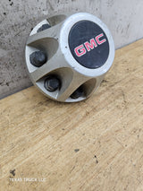 2008-2010 GMC Sierra 3500 Dually Rear Wheel Center Hub Cap Lug Cover 9597536