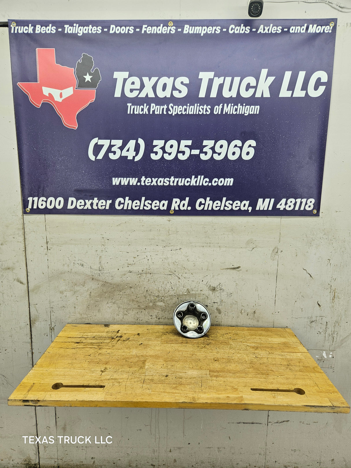 1997-2004 Ford F150 Hub Cap Center Cap F75A-1A096-EA