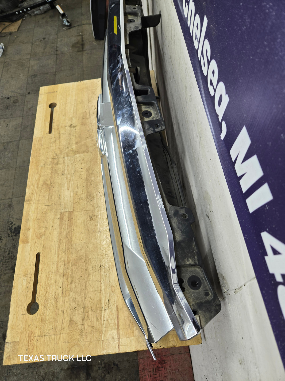 2016-2019 Chevrolet Silverado 1500 Chrome Grill
