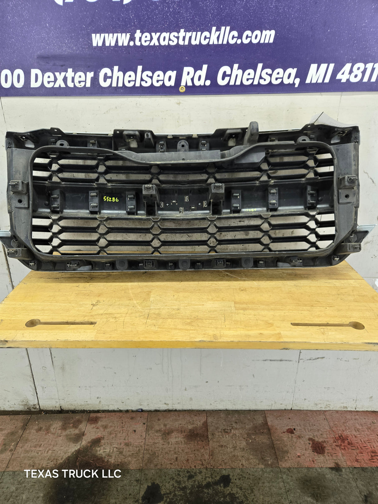 2016-2019 Chevrolet Silverado 1500 Chrome Grill