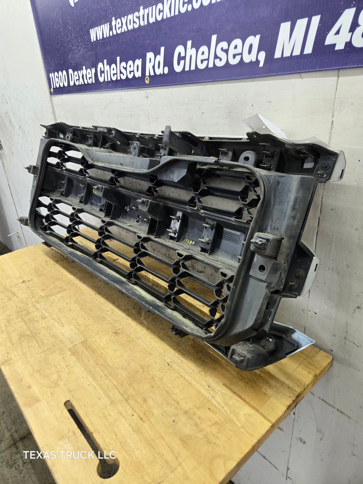 2016-2019 Chevrolet Silverado 1500 Chrome Grill