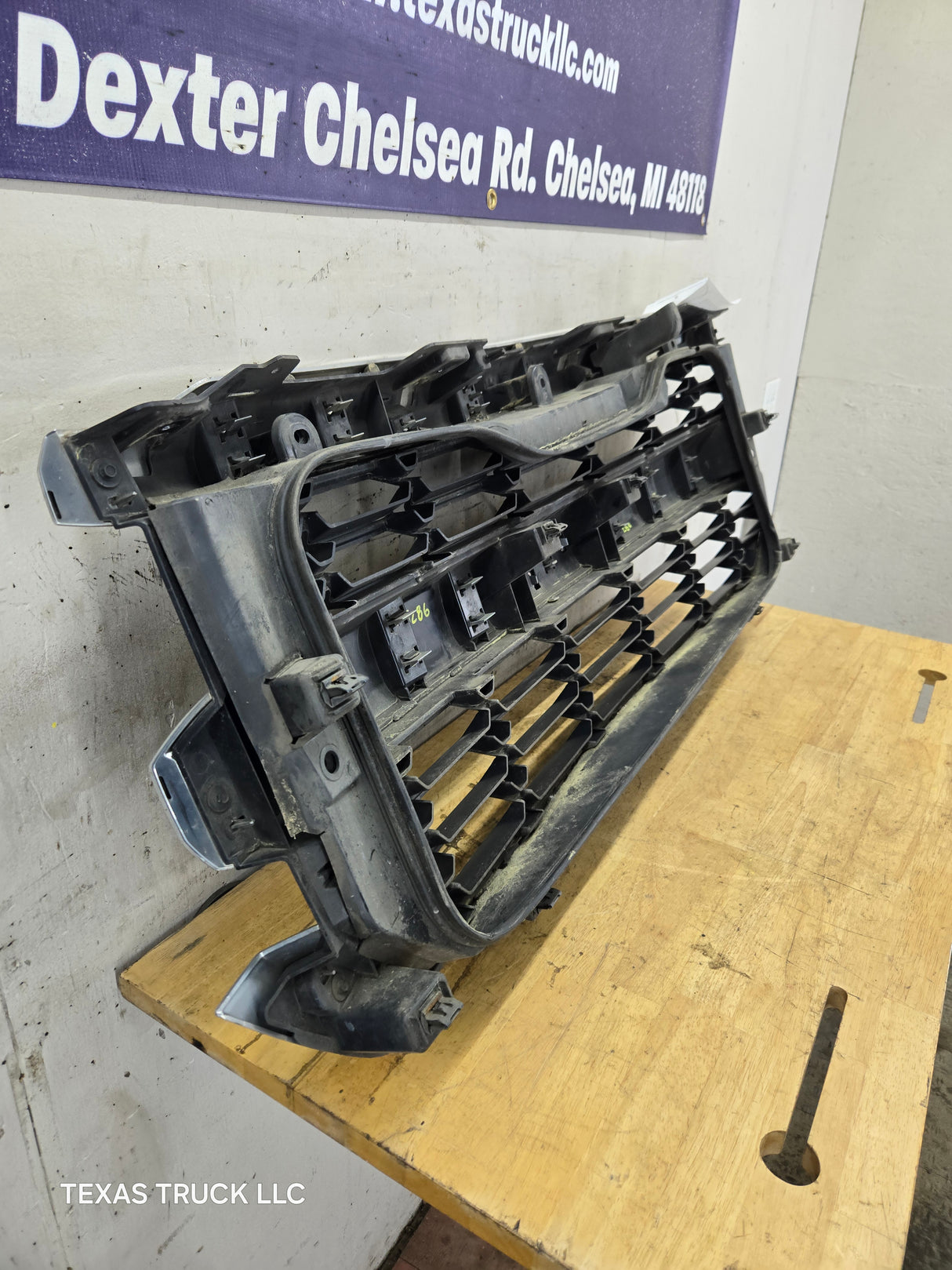 2016-2019 Chevrolet Silverado 1500 Chrome Grill