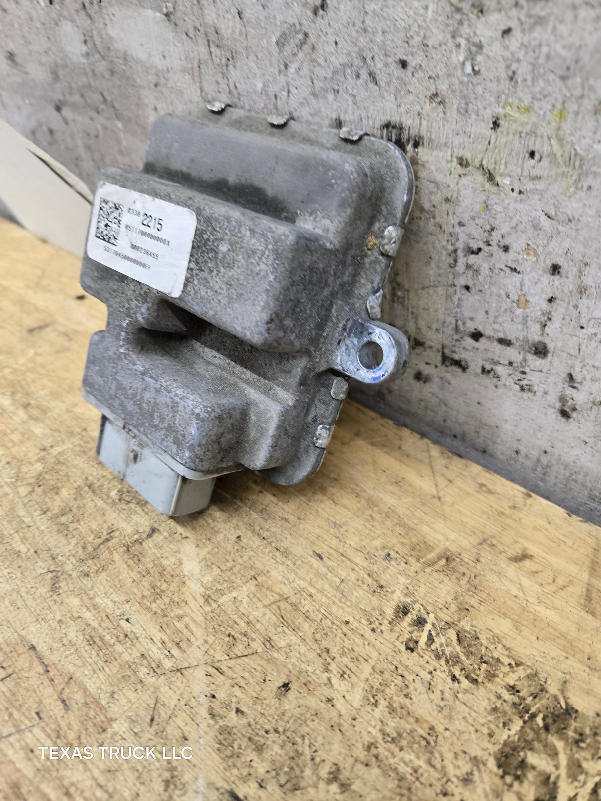 2014-2019 Chevrolet Silverado / GMC Sierra 1500 Fuel Pump Power Control Module 23382215