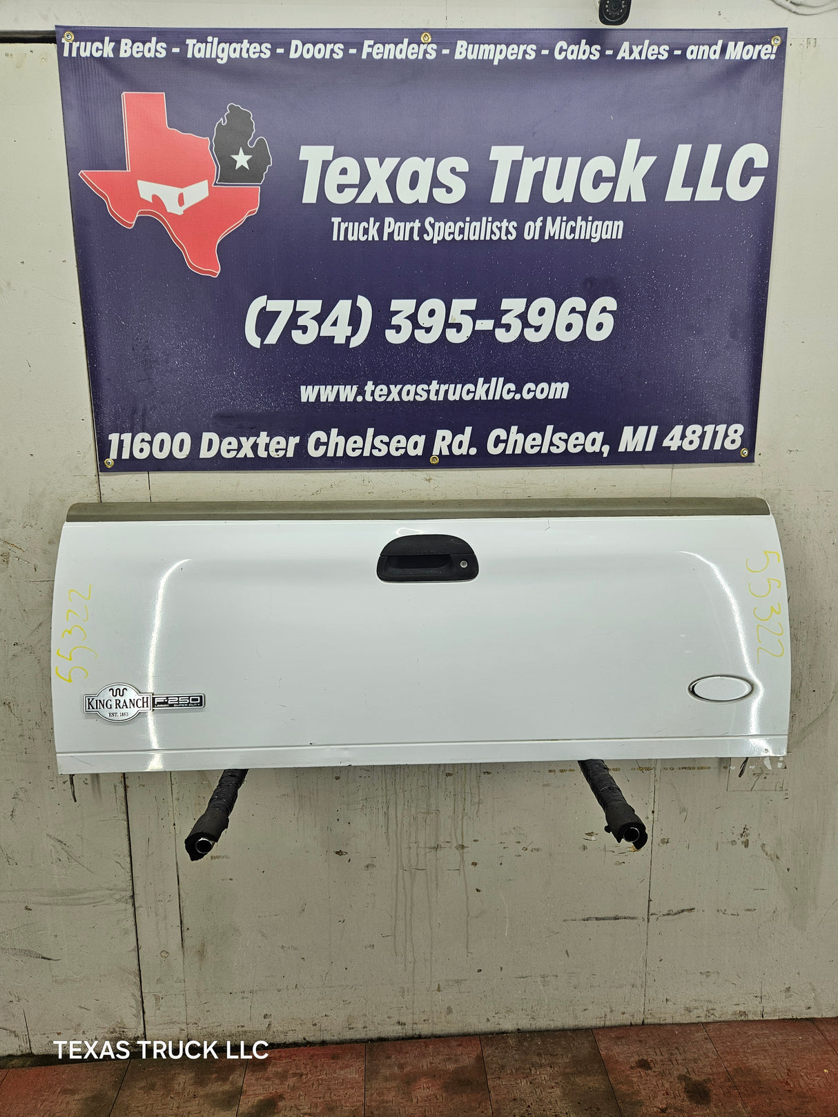1997-2003 F150 / 1999-2007 Ford F250 F350 F450 F550 Super Duty Tailgate