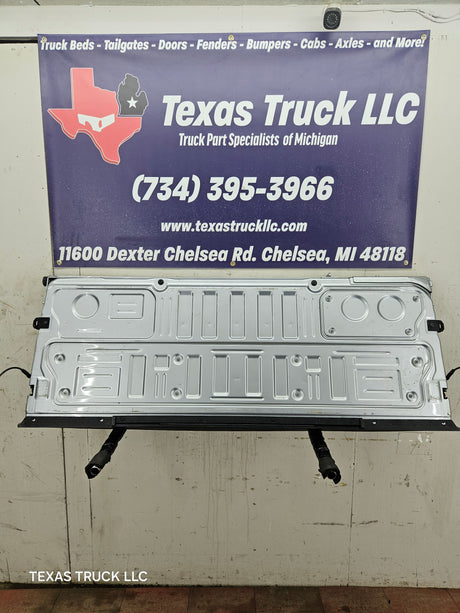 2023-2025 Ford F250 F350 F450 F550 Super Duty Tailgate W/Step