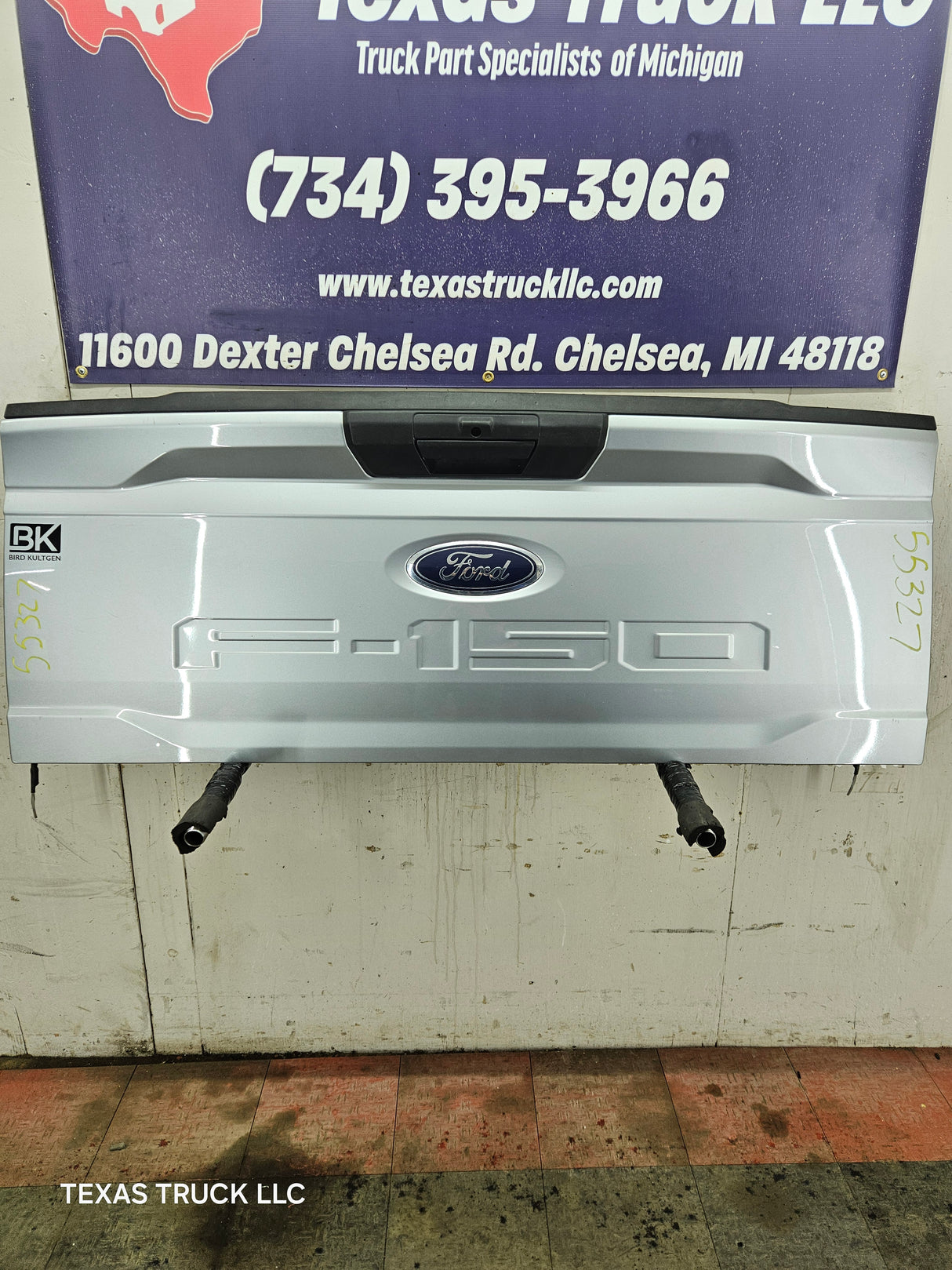 2021-2025 Ford F150 Tailgate W/Step
