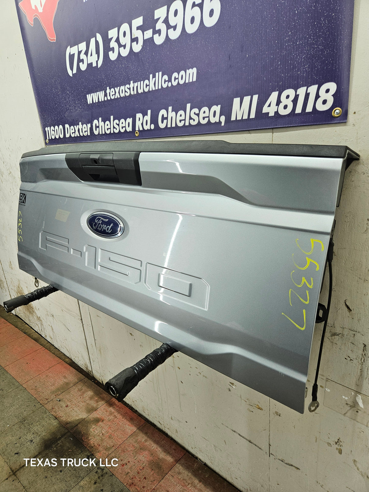 2021-2025 Ford F150 Tailgate W/Step