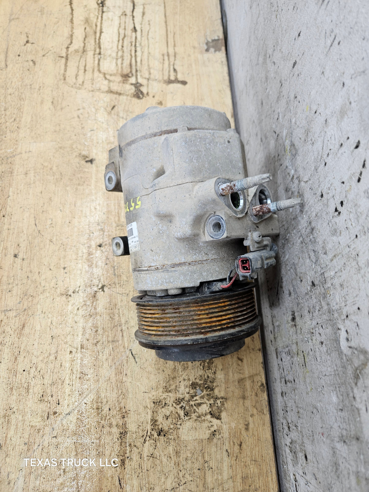 2011-2016 6.7L Power Stroke AC Compressor BC34-19D629 Ford F250 F350 F450 F550 Super Duty
