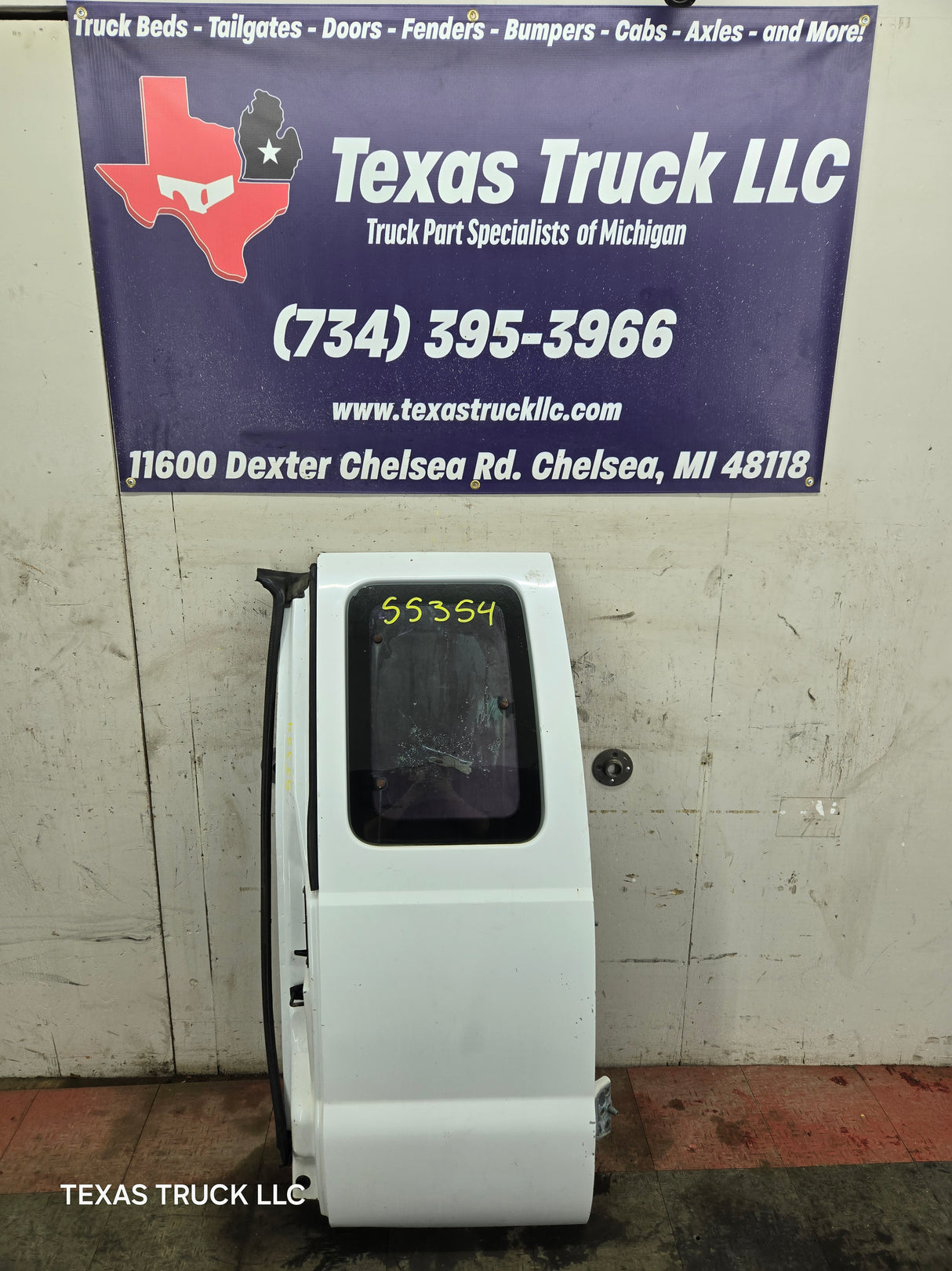 1999-2007 Ford Super Duty F250 F350 F450 F550 LH Extended Cab Driver Rear Door